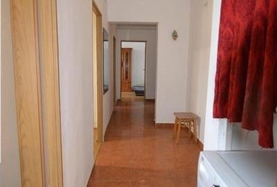 Apartament cu 3 camere decomandat în Județean - 17