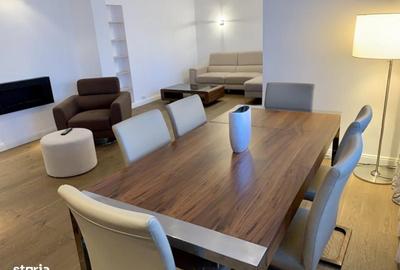 Apartament cu 3 camere decomandat în Domenii
