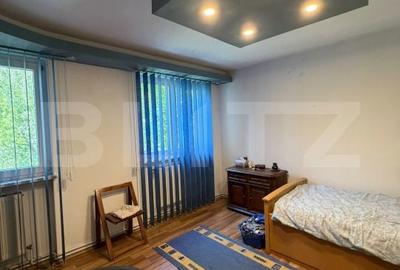Apartament cu 4 camere decomandat în Rovinari - 4