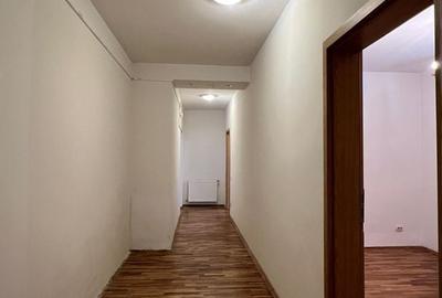 Apartament cu 5 camere decomandat în Aviatorilor - 9
