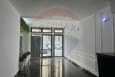 Birou, de 425 mp, în Magheru - 1