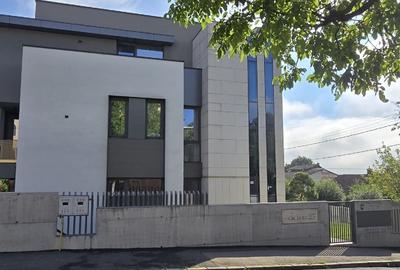 Casă cu 12 camere cu Teren 630 Mp în Andrei Mureșanu - 3