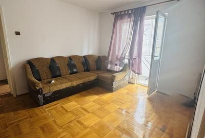 Apartament cu 2 camere semidecomandat în Podgoria