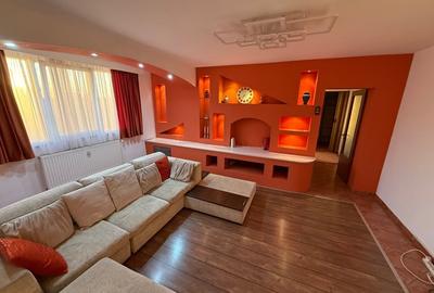Apartament cu 3 camere, mobilat în Drumul Taberei