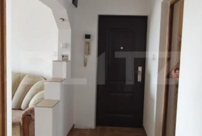 Apartament cu 3 camere decomandat în Central - 1