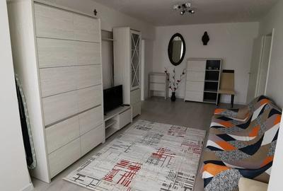 Apartament cu 2 camere decomandat, mobilat în Exterior Vest