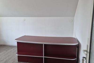 Spațiu comercial, de 8 mp, în Petru Rareș - 2