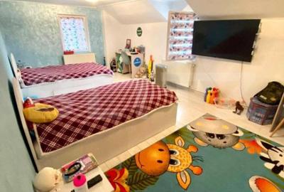 Casă cu 5 camere cu Teren 460 Mp în Romanești - 12