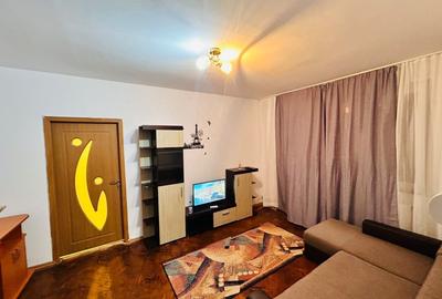 Apartament cu 2 camere semidecomandat în Frații Golești