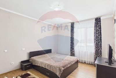 Apartament cu 3 camere, mobilat în Ulmi - 1