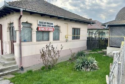 Casă cu 3 camere în Coman
