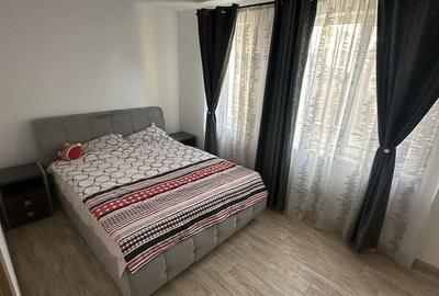 Apartament cu 3 camere decomandat în Florești