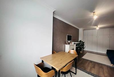 Apartament cu 3 camere semidecomandat în Central - 2