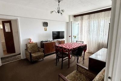 Apartament cu 2 camere semidecomandat în Titan