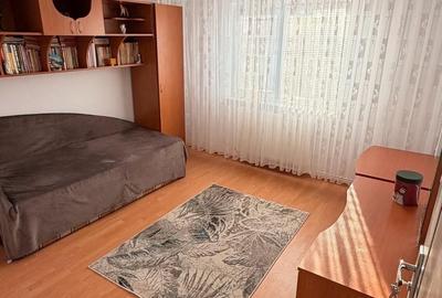 Apartament cu 3 camere decomandat în Exterior Vest - 3