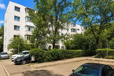 Apartament cu 4 camere decomandat în Alexandru cel Bun