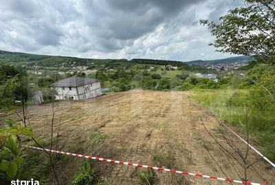 Teren de 650 mp, în Central - 2