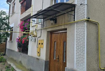 Apartament cu 3 camere în Burdea - 1
