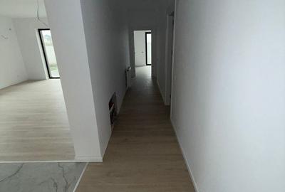 Casă cu 4 camere cu Teren 400 Mp în Ciorogârla