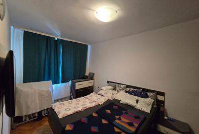Apartament cu 3 camere semidecomandat, mobilat în Lipovei - 3