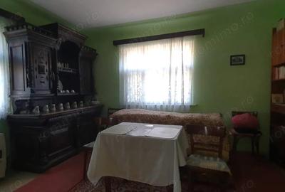 Casă cu 3 camere cu Teren 2568 Mp în Luna - 5