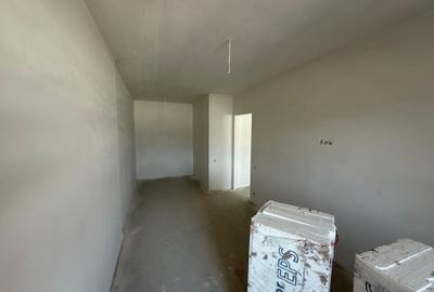 Apartament cu 2 camere semidecomandat în Florești - 1