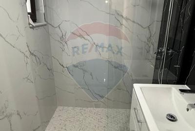 Apartament cu 3 camere în Sud