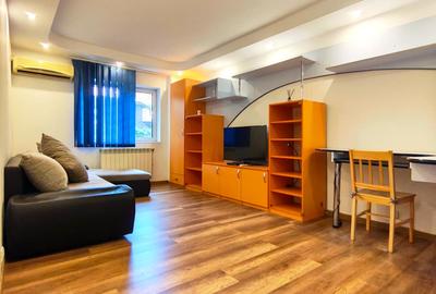 Apartament cu 2 camere decomandat, mobilat în Central