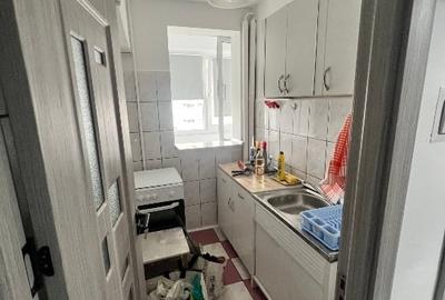 Garsonieră decomandată, mobilată în 1 Decembrie 1918 - 9