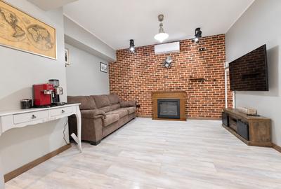 Apartament cu 2 camere semidecomandat în Casa de Cultură