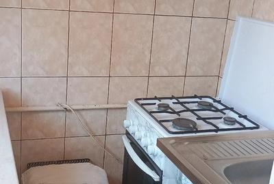 Garsonieră decomandată în Cetate - 1