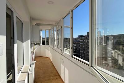 Apartament cu 3 camere decomandat în Tudor