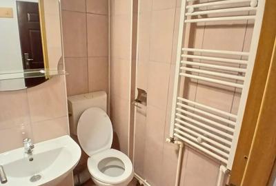 Apartament cu 2 camere nedecomandat în Central