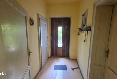 Apartament cu 4 camere în Sub Arini