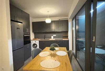 Apartament cu 2 camere semidecomandat, mobilat în Aviației