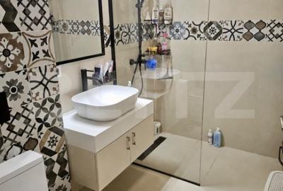 Apartament cu 2 camere semidecomandat, mobilat în 1 Mai