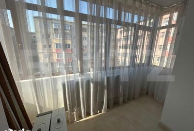 Apartament cu 3 camere semidecomandat în Micro 11 - 8