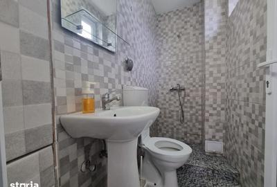 Casă cu 7 camere cu Teren 136 Mp în Central - 4