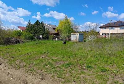 Teren de 512 mp, în Breazu