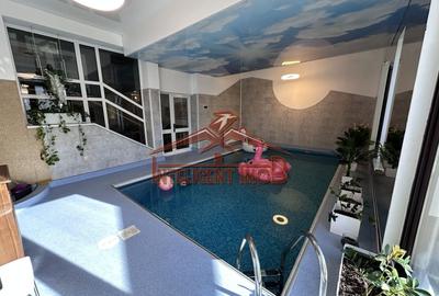 Casă individuală cu 11 camere cu Piscina în Central - 1