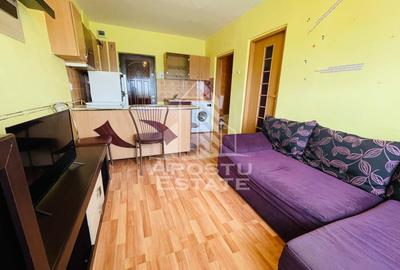 Apartament cu 2 camere semidecomandat în Intim