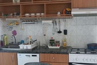 Apartament cu 3 camere decomandat în 1 Decembrie