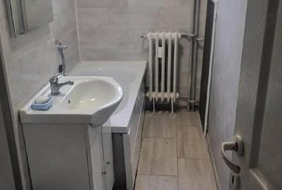 Apartament cu 2 camere semidecomandat în Km 4