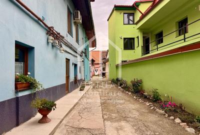 Apartament cu 4 camere în Central