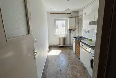 Apartament cu 4 camere semidecomandat în Hărmanului - 3