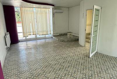 Spațiu comercial, de 266 mp, în Central - 7