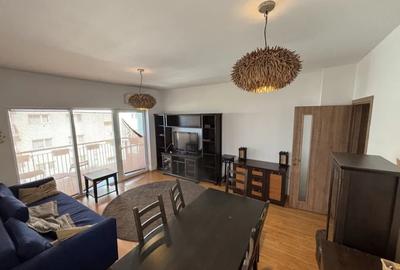 Apartament cu 2 camere decomandat în Păcii