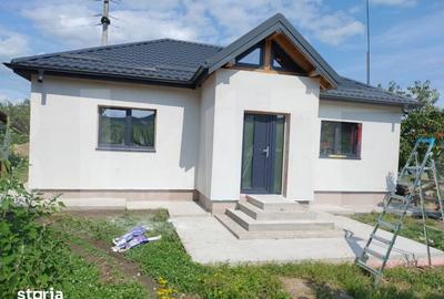 Casă cu 3 camere cu Teren 1200 Mp în Curtești - 7