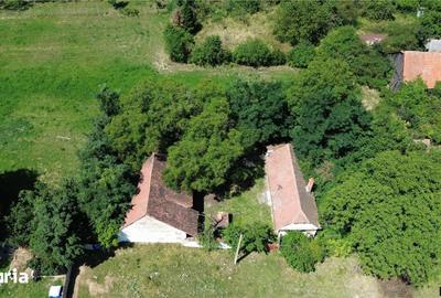 Casă cu 2 camere cu Teren 499 Mp în Tărlungeni