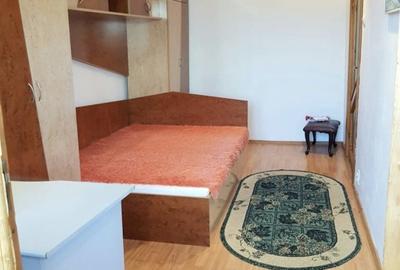 Apartament cu 3 camere decomandat în Crihala - 2
